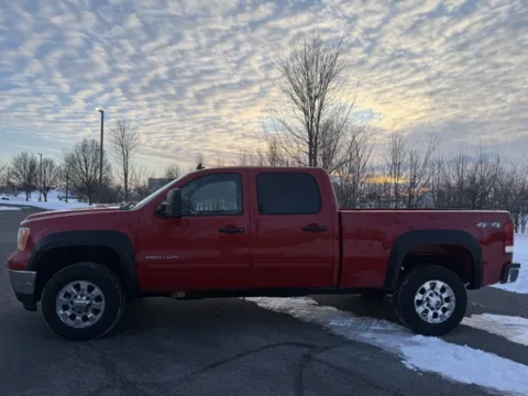 Another view of 2011 GMC Sierra 2500HD SLE for sale in Indianapolis, IN at Indy Luxury Motorsports