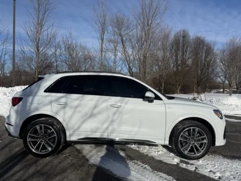 Photos of 2023 Audi Q3 Premium for sale in Indianapolis, IN at Indy Luxury Motorsports