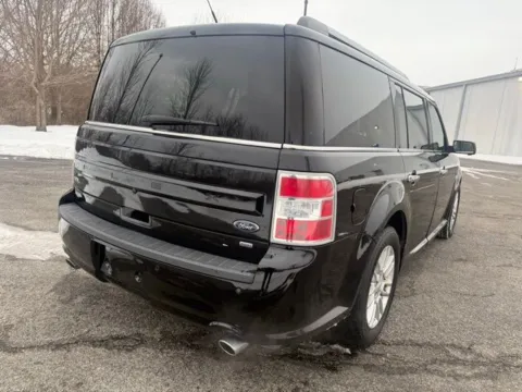 More photos of 2018 Ford Flex SEL at Indy Luxury Motorsports, IN