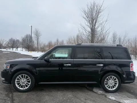 Another view of 2018 Ford Flex SEL for sale in Indianapolis, IN at Indy Luxury Motorsports