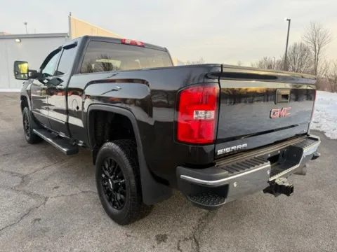 More photos of 2016 GMC Sierra 2500HD SLT at Indy Luxury Motorsports, IN