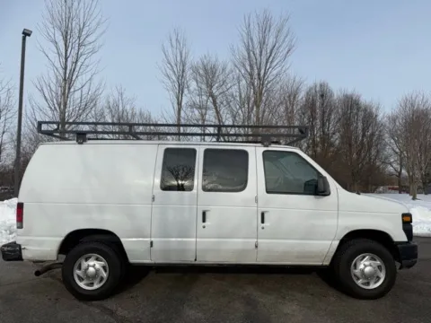 Photos of 2011 Ford E-250 Commercial for sale in Indianapolis, IN at Indy Luxury Motorsports