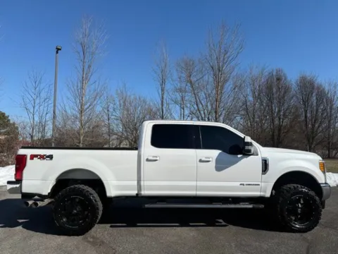 Photos of 2017 Ford F-250SD Lariat for sale in Indianapolis, IN at Indy Luxury Motorsports