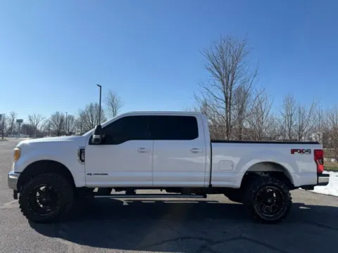 Another view of 2017 Ford F-250SD Lariat for sale in Indianapolis, IN at Indy Luxury Motorsports