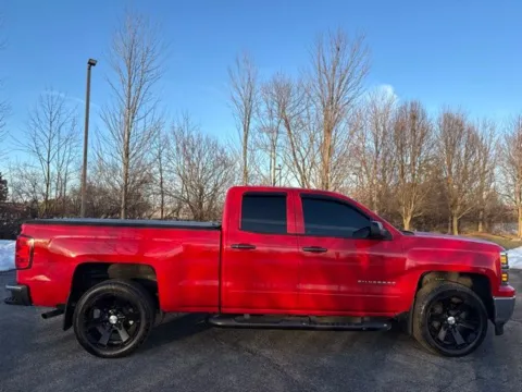 Photos of 2015 Chevrolet Silverado 1500 LT for sale in Indianapolis, IN at Indy Luxury Motorsports