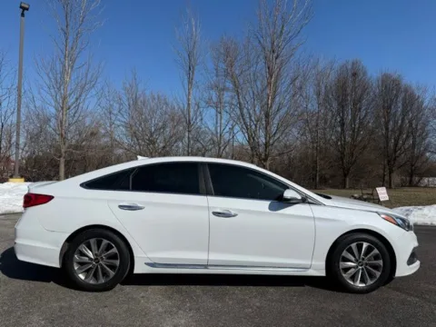 Photos of 2017 Hyundai Sonata Sport for sale in Indianapolis, IN at Indy Luxury Motorsports