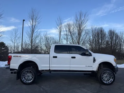 Photos of 2017 Ford F-250SD XLT for sale in Indianapolis, IN at Indy Luxury Motorsports