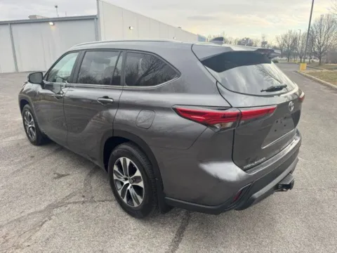 More photos of 2023 Toyota Highlander L at Indy Luxury Motorsports, IN