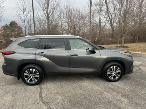 Photos of 2023 Toyota Highlander L for sale in Indianapolis, IN at Indy Luxury Motorsports