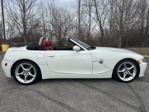 Photos of 2008 BMW Z4 3.0si for sale in Indianapolis, IN at Indy Luxury Motorsports