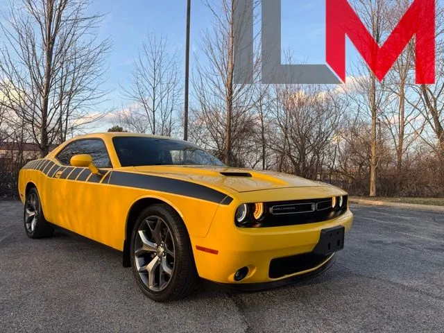 2017 Dodge Challenger SXT Plus