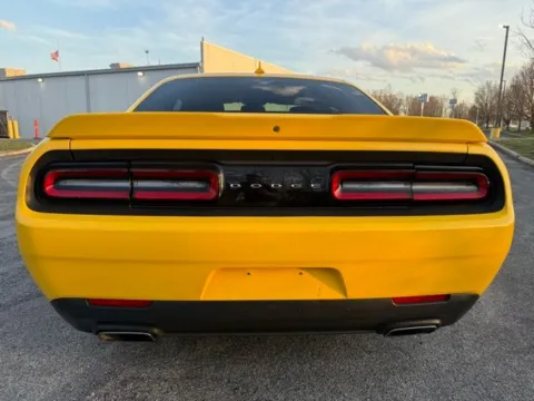 More photos of 2017 Dodge Challenger SXT at Indy Luxury Motorsports, IN