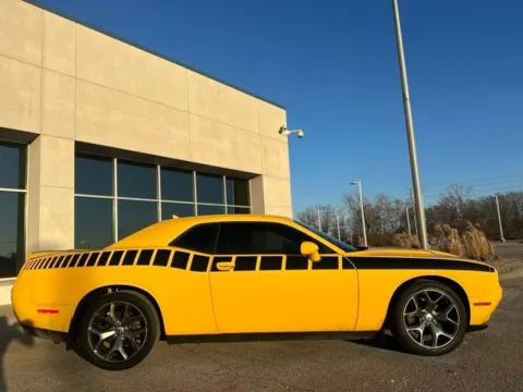 Photos of 2017 Dodge Challenger SXT for sale in Indianapolis, IN at Indy Luxury Motorsports