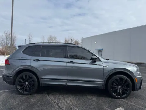 Photos of 2021 Volkswagen Tiguan 2.0T SE R-Line Black for sale in Indianapolis, IN at Indy Luxury Motorsports