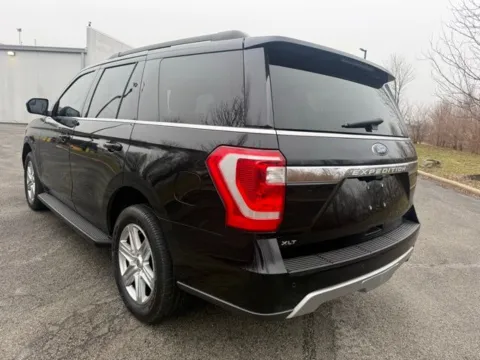 More photos of 2019 Ford Expedition XLT at Indy Luxury Motorsports, IN