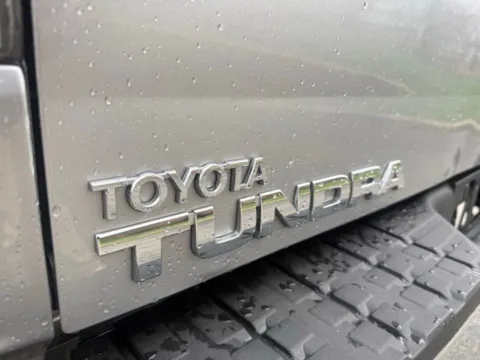 More photos of 2007 Toyota Tundra SR5 at Indy Luxury Motorsports, IN