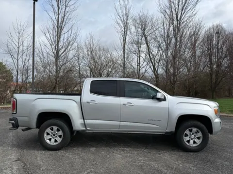 Photos of 2019 GMC Canyon SLE1 for sale in Indianapolis, IN at Indy Luxury Motorsports