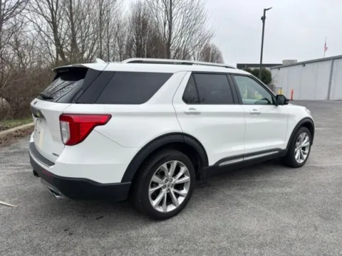 Another view of 2022 Ford Explorer Platinum for sale in Indianapolis, IN at Indy Luxury Motorsports