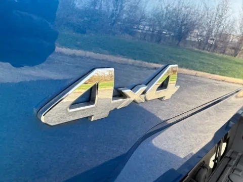 More photos of 2016 Toyota Tundra SR5 at Indy Luxury Motorsports, IN