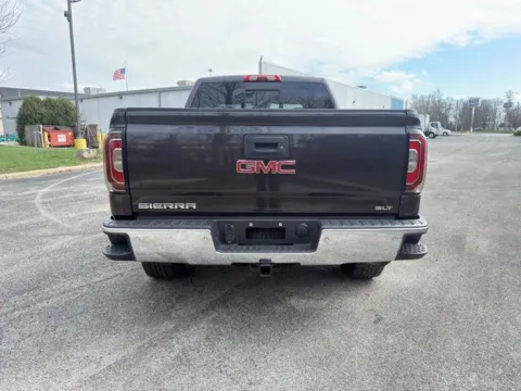 More photos of 2016 GMC Sierra 1500 SLT at Indy Luxury Motorsports, IN