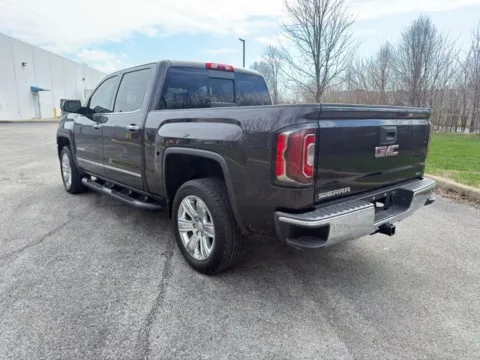 More photos of 2016 GMC Sierra 1500 SLT at Indy Luxury Motorsports, IN