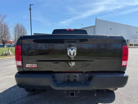 More photos of 2018 Ram 3500 Tradesman at Indy Luxury Motorsports, IN