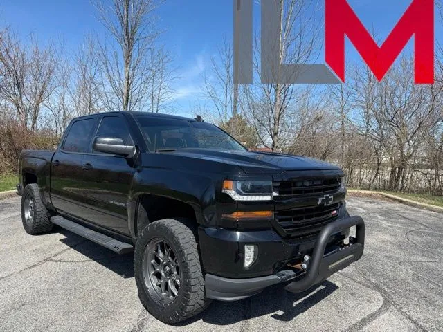 Black 2017 Chevrolet Silverado 1500 LT for sale in Indianapolis, IN