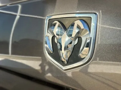 More photos of 2017 Ram 2500 Tradesman at Indy Luxury Motorsports, IN