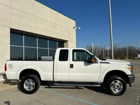 Photos of 2016 Ford F-350SD XLT for sale in Indianapolis, IN at Indy Luxury Motorsports