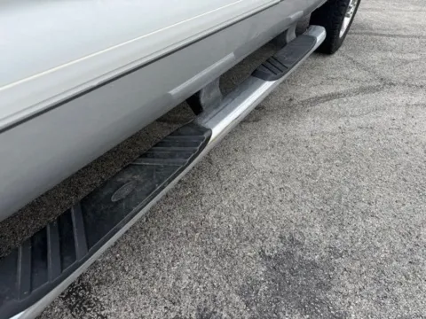 More photos of 2008 Ford F-250SD at Indy Luxury Motorsports, IN