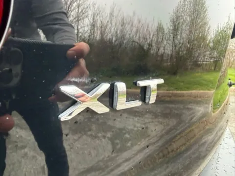 More photos of 2016 Ford Explorer XLT at Indy Luxury Motorsports, IN