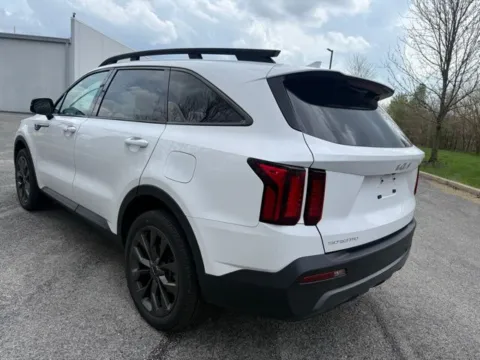 More photos of 2023 Kia Sorento X-Line EX at Indy Luxury Motorsports, IN