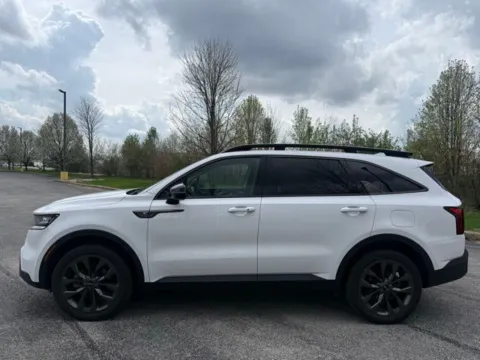 Another view of 2023 Kia Sorento X-Line EX for sale in Indianapolis, IN at Indy Luxury Motorsports