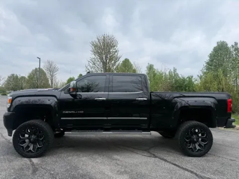 Another view of 2018 GMC Sierra 2500HD Denali for sale in Indianapolis, IN at Indy Luxury Motorsports