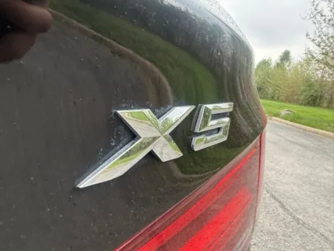 More photos of 2018 BMW X5 xDrive35i at Indy Luxury Motorsports, IN