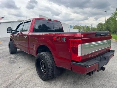 More photos of 2019 Ford F-350SD at Indy Luxury Motorsports, IN