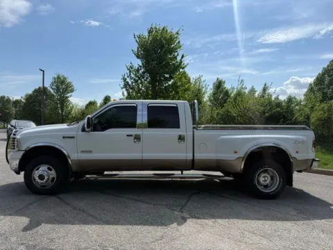 Another view of 2006 Ford F-350SD Lariat for sale in Indianapolis, IN at Indy Luxury Motorsports