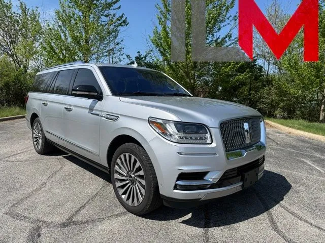 Silver 2018 Lincoln Navigator L Reserve for sale in Indianapolis, IN