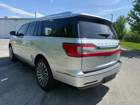 More photos of 2018 Lincoln Navigator L Reserve at Indy Luxury Motorsports, IN