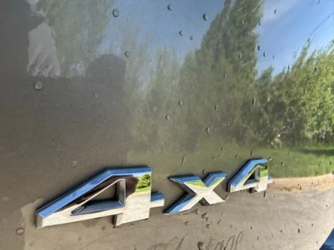 More photos of 2017 Jeep Cherokee Overland at Indy Luxury Motorsports, IN