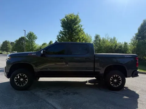 Another view of 2021 Chevrolet Silverado 1500 LT Trail Boss for sale in Indianapolis, IN at Indy Luxury Motorsports