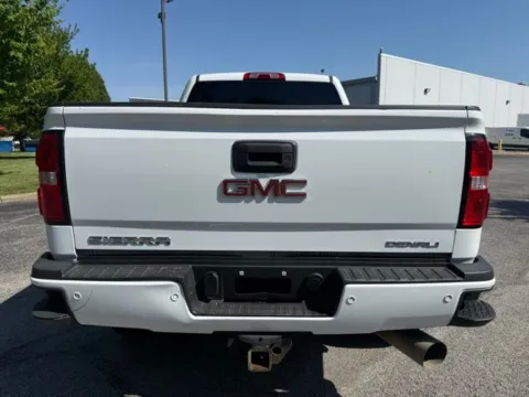 More photos of 2019 GMC Sierra 2500HD Denali at Indy Luxury Motorsports, IN