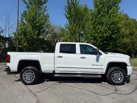 Photos of 2019 GMC Sierra 2500HD Denali for sale in Indianapolis, IN at Indy Luxury Motorsports