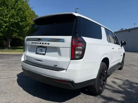 Another view of 2022 Chevrolet Suburban LT for sale in Indianapolis, IN at Indy Luxury Motorsports