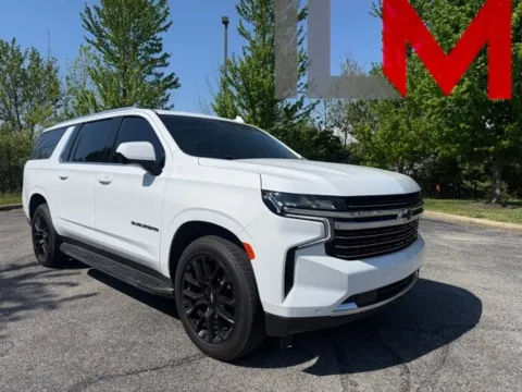 White 2022 Chevrolet Suburban LT for sale in Indianapolis, IN