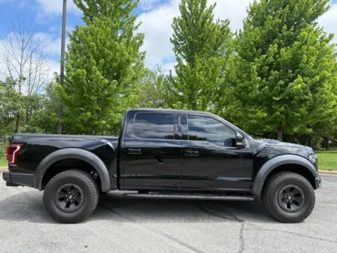 Photos of 2018 Ford F-150 Raptor for sale in Indianapolis, IN at Indy Luxury Motorsports
