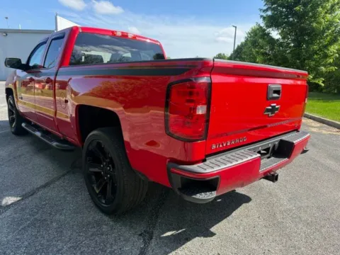 More photos of 2016 Chevrolet Silverado 1500 LT at Indy Luxury Motorsports, IN