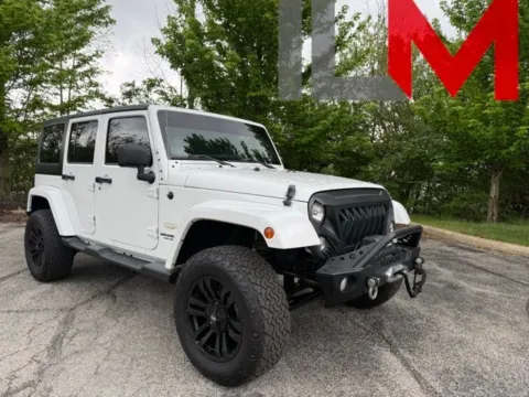 White 2014 Jeep Wrangler Unlimited Sahara for sale in Indianapolis, IN