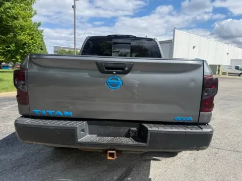 More photos of 2017 Nissan Titan at Indy Luxury Motorsports, IN