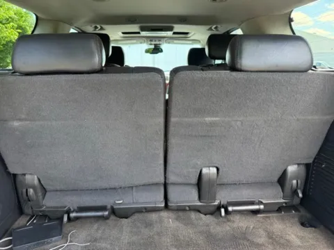 More photos of 2007 Cadillac Escalade at Indy Luxury Motorsports, IN